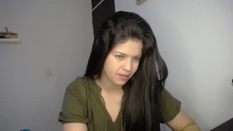 Snapshot of victorialg chatting on 30, 9, 2025 victorialg online show from 30, 9, 2025