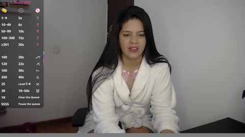 Snapshot of victorialg chatting on 20, 10, 2025 victorialg online show from 20, 10, 2025