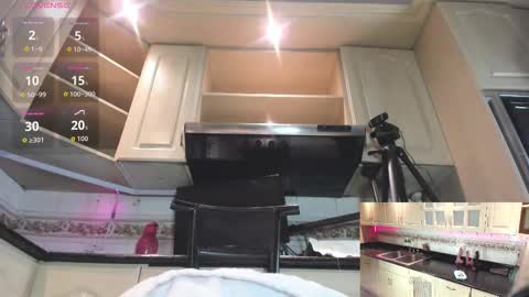 Victoria online show from 18, 11, 2025