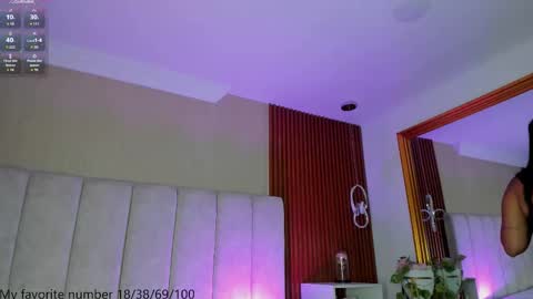 Snapshot of victoriaregia1 chatting on 13, 10, 2025 Maria Victoria online show from 13, 10, 2025