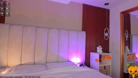 Snapshot of victoriaregia1 chatting on 27, 10, 2025 Maria Victoria online show from 27, 10, 2025