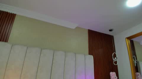 Snapshot of victoriaregia1 chatting on 7, 11, 2025 Maria Victoria online show from 7, 11, 2025