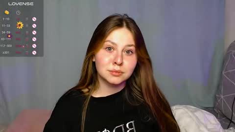 Snapshot of victoriassecrets_ chatting on 17, 9, 2025 victoriassecrets_ online show from 17, 9, 2025