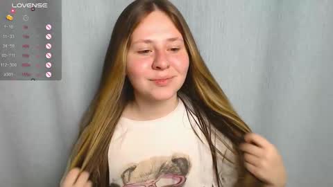 Snapshot of victoriassecrets_ chatting on 27, 9, 2025 victoriassecrets_ online show from 27, 9, 2025