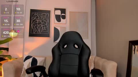 Victoria Vixen online show from 3, 12, 2025