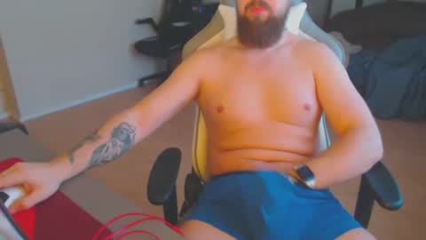 Snapshot of videmashot chatting on 1, 3, 2025 vade online show from 1, 3, 2025