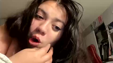 viennavisabelle online show from 12, 10, 2025