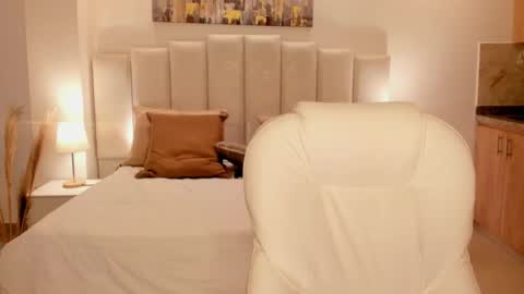 viictoria_joness online show from 9, 2, 2026