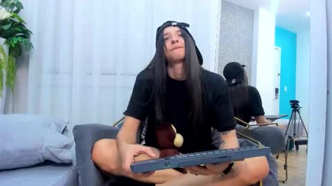 viictoriiasaenz online show from 20, 2, 2026