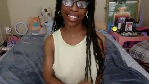 Vicky C Vicky V - Vicky C Baby Baby Vee - Schoolgurl V - V the Qween of Edging - Miss Vicky if U Nasty online show from 17, 9, 2025