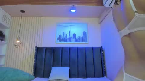 Viiolett online show from 17, 3, 2026