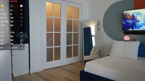 vika54784 online show from 10, 3, 2025