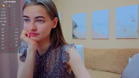 Snapshot of vikiberry chatting on 16, 9, 2025 vikiberry online show from 16, 9, 2025