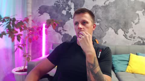 Snapshot of vikingchrisss chatting on 9, 10, 2025 vikingchrisss online show from 9, 10, 2025