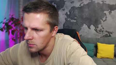 Snapshot of vikingchrisss chatting on 17, 10, 2025 vikingchrisss online show from 17, 10, 2025