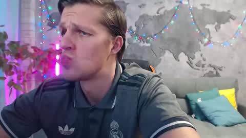 vikingchrisss online show from 11, 1, 2026