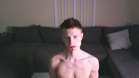 Snapshot of viksons chatting on 19, 9, 2025 Max online show from 19, 9, 2025