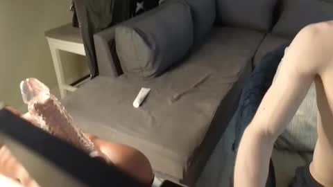 Snapshot of viksons chatting on 30, 10, 2025 Max online show from 30, 10, 2025