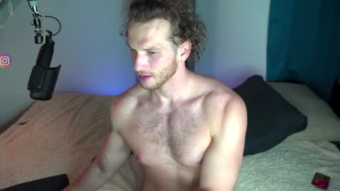 Snapshot of viktor_secret chatting on 27, 12, 2024 fansly VITEKsecret online show from 27, 12, 2024