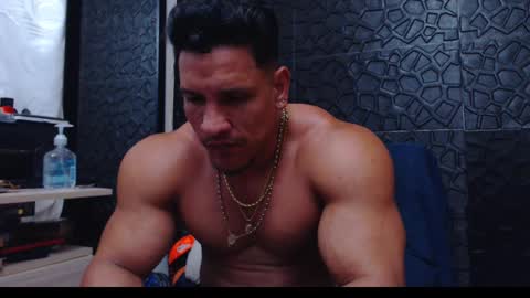 Viktor Herrera online show from 27, 12, 2024