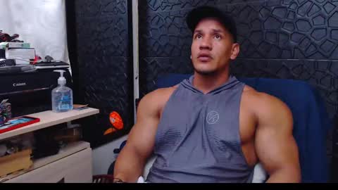 Viktor Herrera online show from 30, 12, 2024