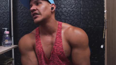 Viktor Herrera online show from 8, 10, 2025