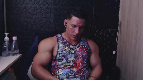 Viktor Herrera online show from 21, 12, 2025