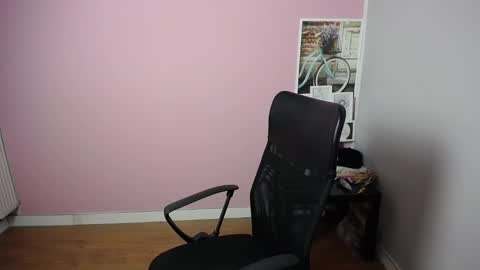 Snapshot of viktoria_lovely chatting on 7, 3, 2025 viktoria_lovely online show from 7, 3, 2025