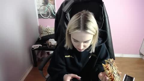 viktoria_lovely online show from 26, 3, 2026