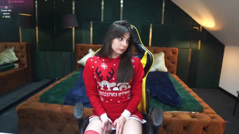 Alisa online show from 25, 12, 2024