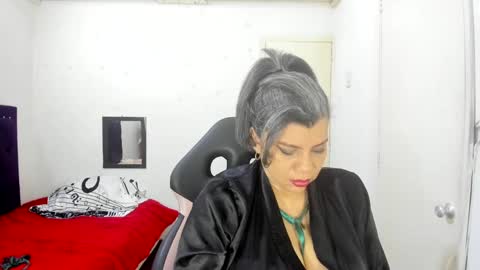 VIKY ADAMS online show from 25, 9, 2025