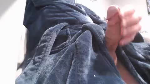 Snapshot of vin_dick_tive_ chatting on 8, 11, 2025 Vincent online show from 8, 11, 2025