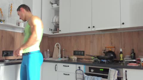 Vincent.  uncut 18cm online show from 11, 1, 2025