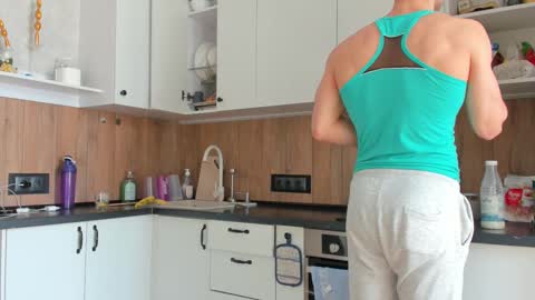 Vincent.  uncut 18cm online show from 24, 2, 2025