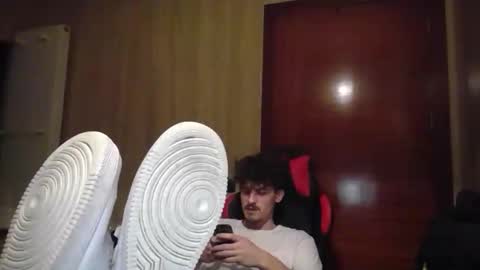 vincentprice69 online show from 28, 2, 2025