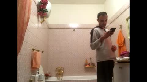 Snapshot of vinmin90 chatting on 3, 12, 2024 Zenith online show from 3, 12, 2024