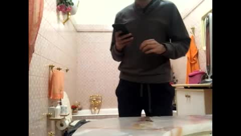 Snapshot of vinmin90 chatting on 2, 1, 2025 Zenith online show from 2, 1, 2025