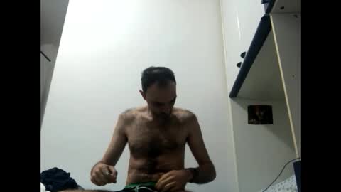 Snapshot of vinmin90 chatting on 23, 9, 2025 Zenith online show from 23, 9, 2025