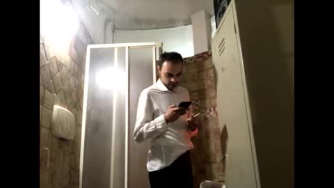 Snapshot of vinmin90 chatting on 19, 10, 2025 Zenith online show from 19, 10, 2025