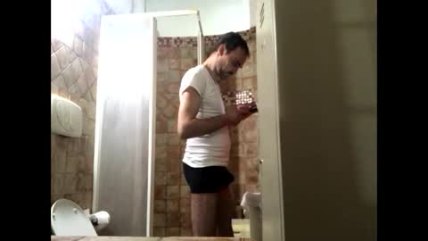 Snapshot of vinmin90 chatting on 23, 10, 2025 Zenith online show from 23, 10, 2025