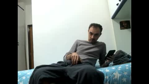 Snapshot of vinmin90 chatting on 30, 10, 2025 Zenith online show from 30, 10, 2025