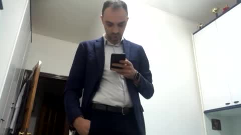 Snapshot of vinmin90 chatting on 13, 11, 2025 Zenith online show from 13, 11, 2025