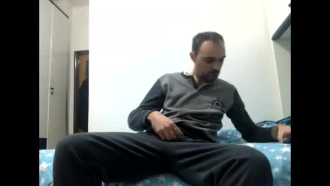 Snapshot of vinmin90 chatting on 20, 11, 2025 Zenith online show from 20, 11, 2025