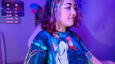Snapshot of violeet_smile chatting on 8, 9, 2025 violet online show from 8, 9, 2025