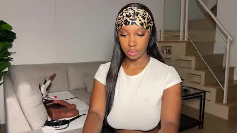 Fantasy Black Girl online show from 20, 11, 2025