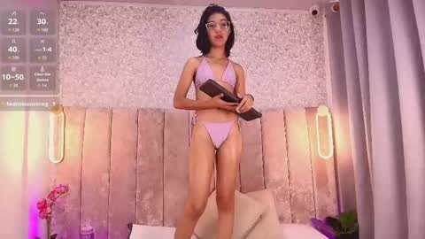 Snapshot of violet_606 chatting on 9, 10, 2025 Violeta online show from 9, 10, 2025