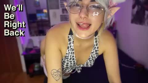 Violete Hentai01 online show from 6, 3, 2025