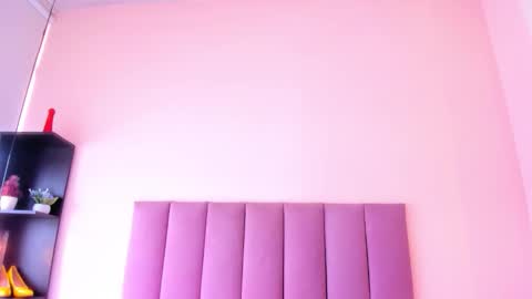 violet online show from 2, 12, 2025