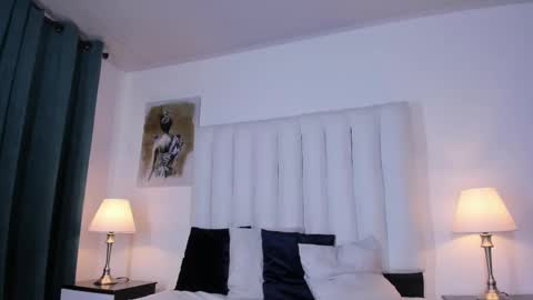 Snapshot of violet_queen2 chatting on 9, 10, 2025 Mary online show from 9, 10, 2025