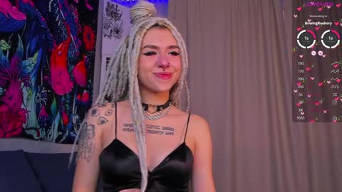 Snapshot of violet_walker7 chatting on 8, 12, 2024 Violet online show from 8, 12, 2024
